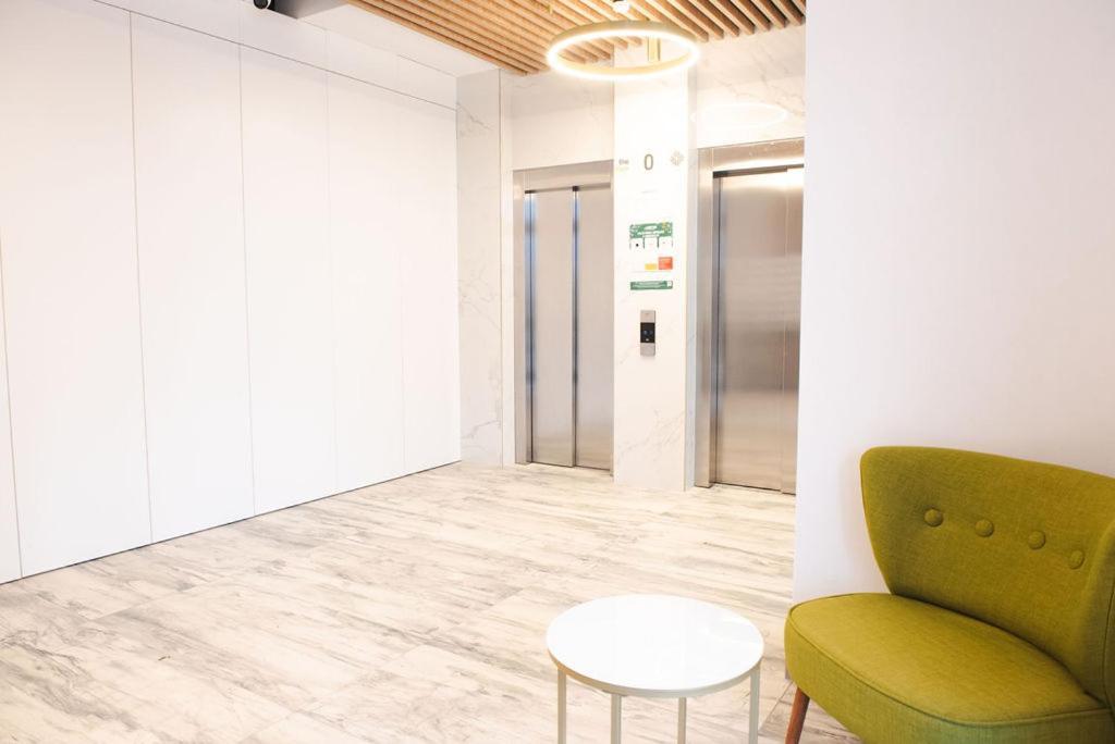 Alternativ 1 Residence Тімішоара Екстер'єр фото